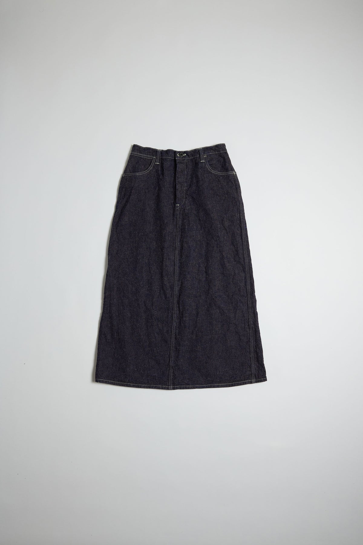 Back-Slit Skirt / HANMO INDIGO・SAKURA
