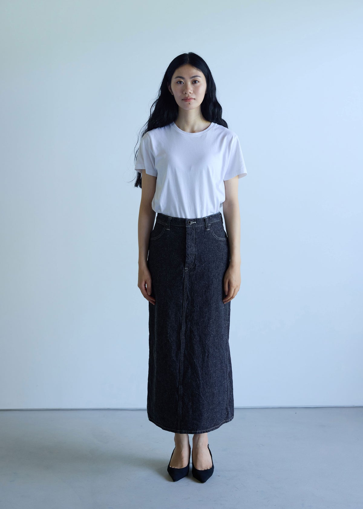 Back-Slit Skirt / HANMO INDIGO・SAKURA