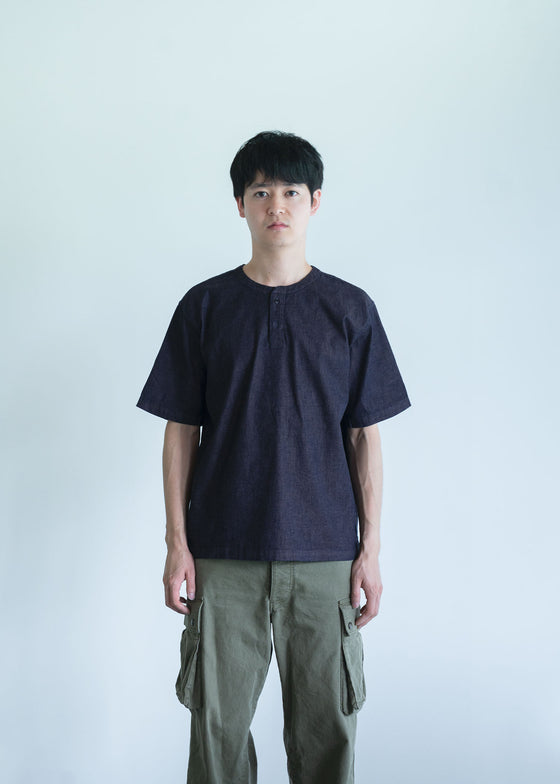 山田タロウ